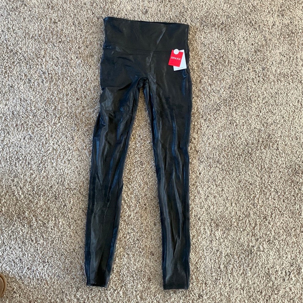 Spank faux leather legging medium tall